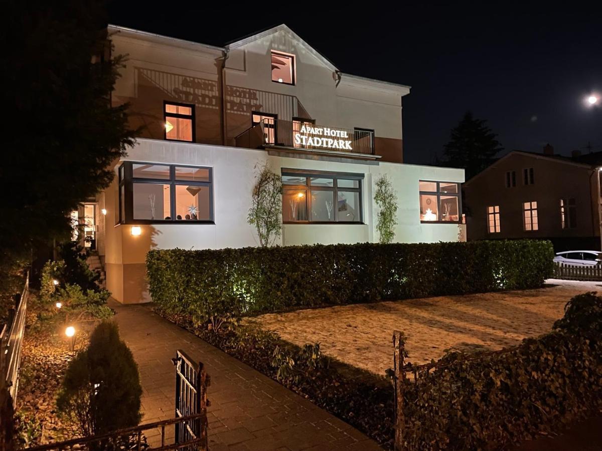 Aparthotel Stadtpark リューベック エクステリア 写真
